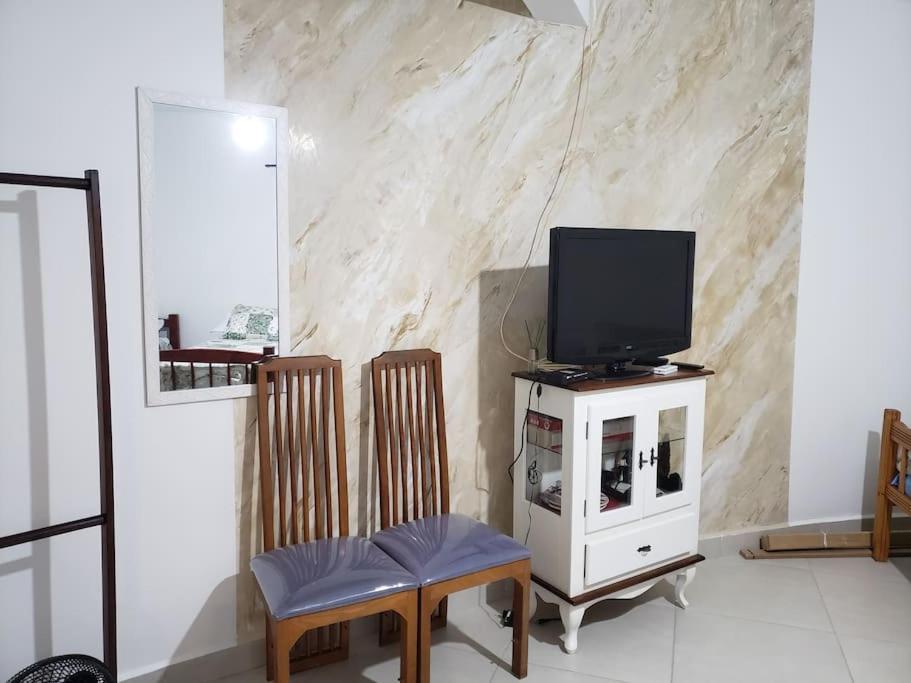 Casa Vista Para Montanha Pet Friendly Caraguatatuba Eksteriør billede